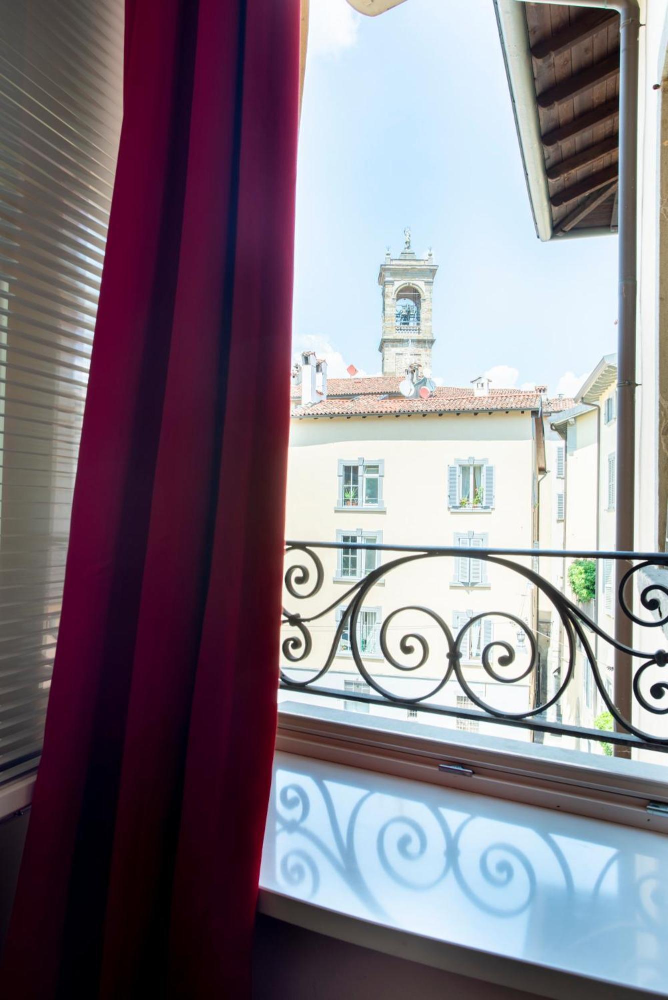 Casa Di Sofia Citta Alta Hotell Bergamo Exteriör bild